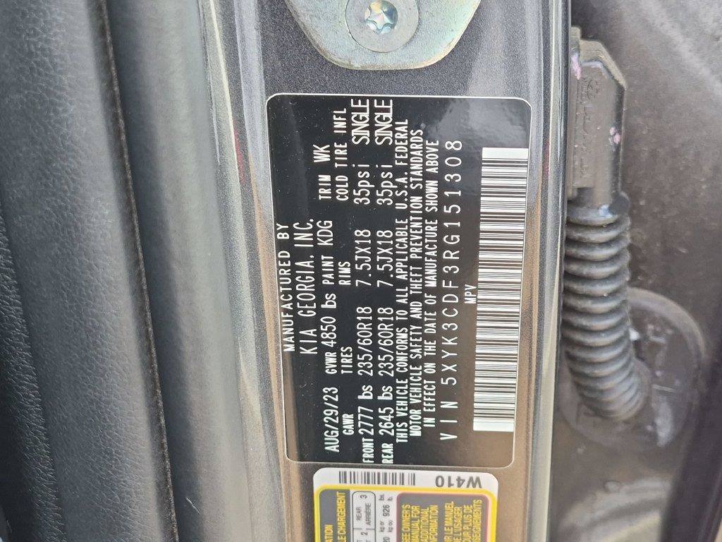 Certified Used 2024 Gray Kia EX image 27
