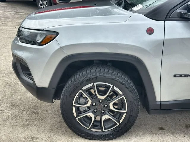 2025 Jeep Compass Trailhawk - Photo 32