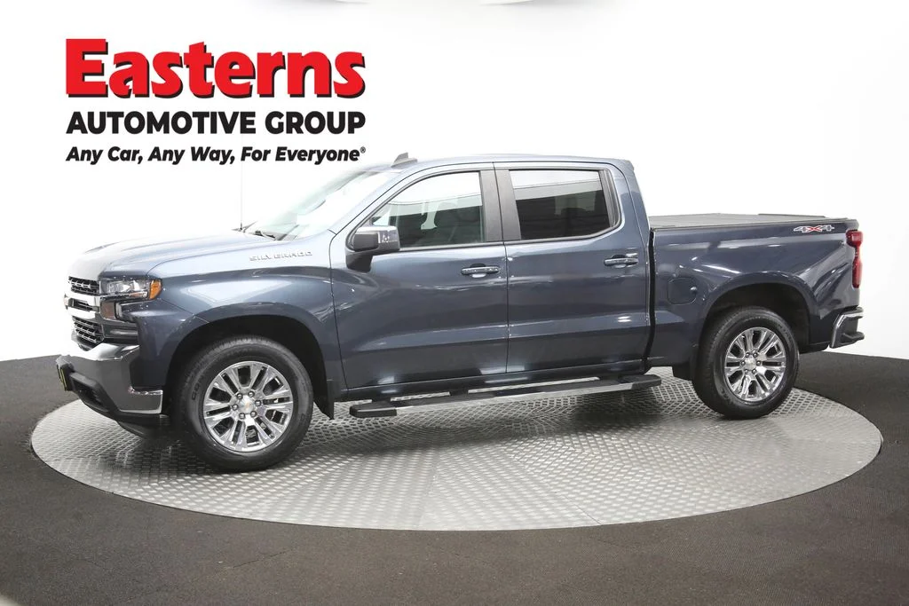 Used 2020 Gray Chevrolet LT image 56
