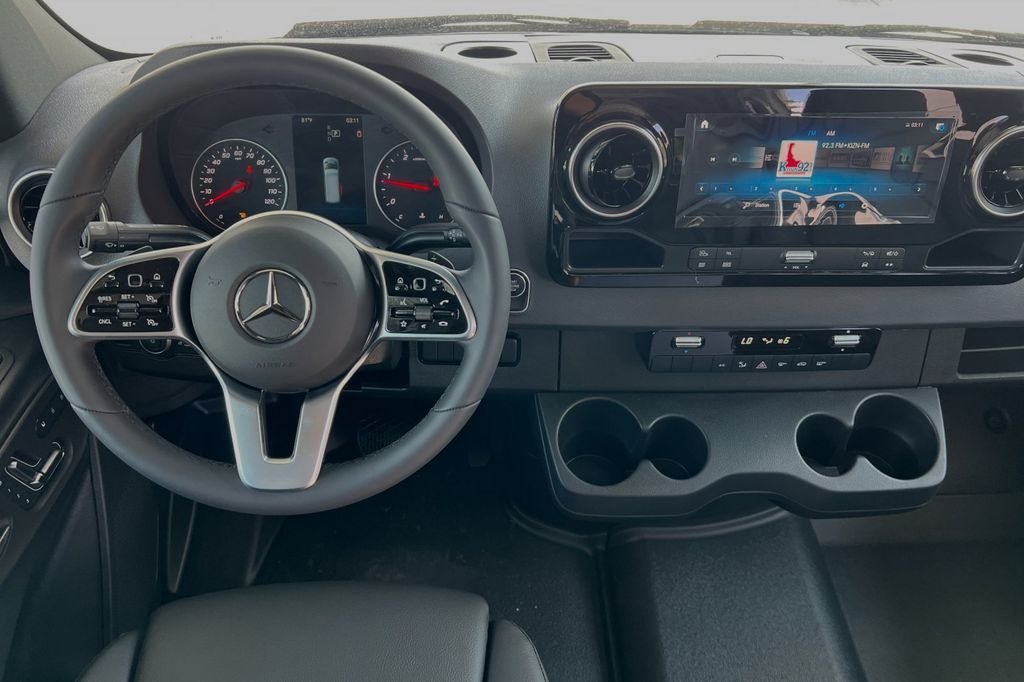 Used 2024 Gray Mercedes-Benz Cargo 170 WB image 13