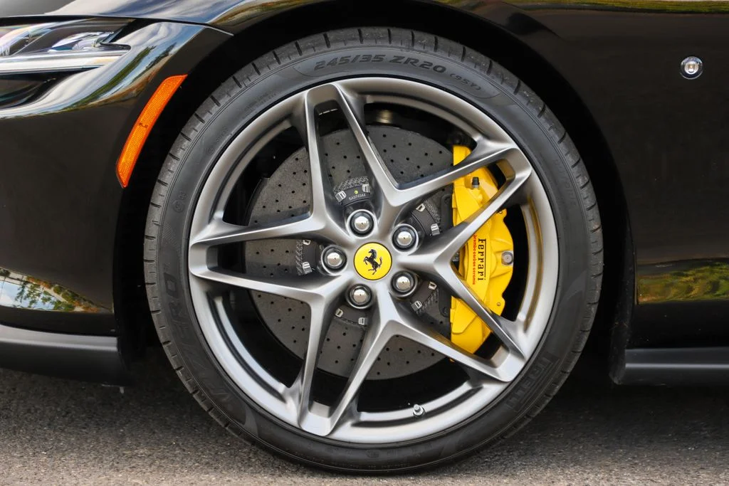 Used 2025 Nero Ferrari Spider image 51