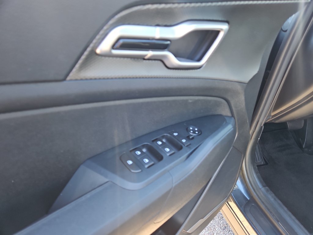 Used 2024 Gravity Gray Kia LX image 19