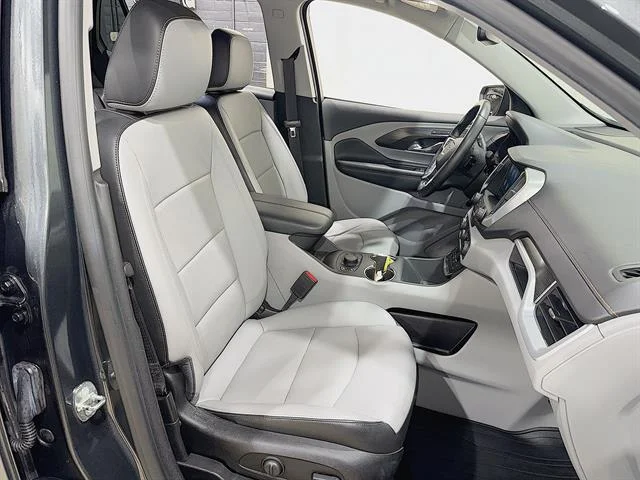 Used 2018 GRAPHITE GRAY METALLIC GMC SLT image 25
