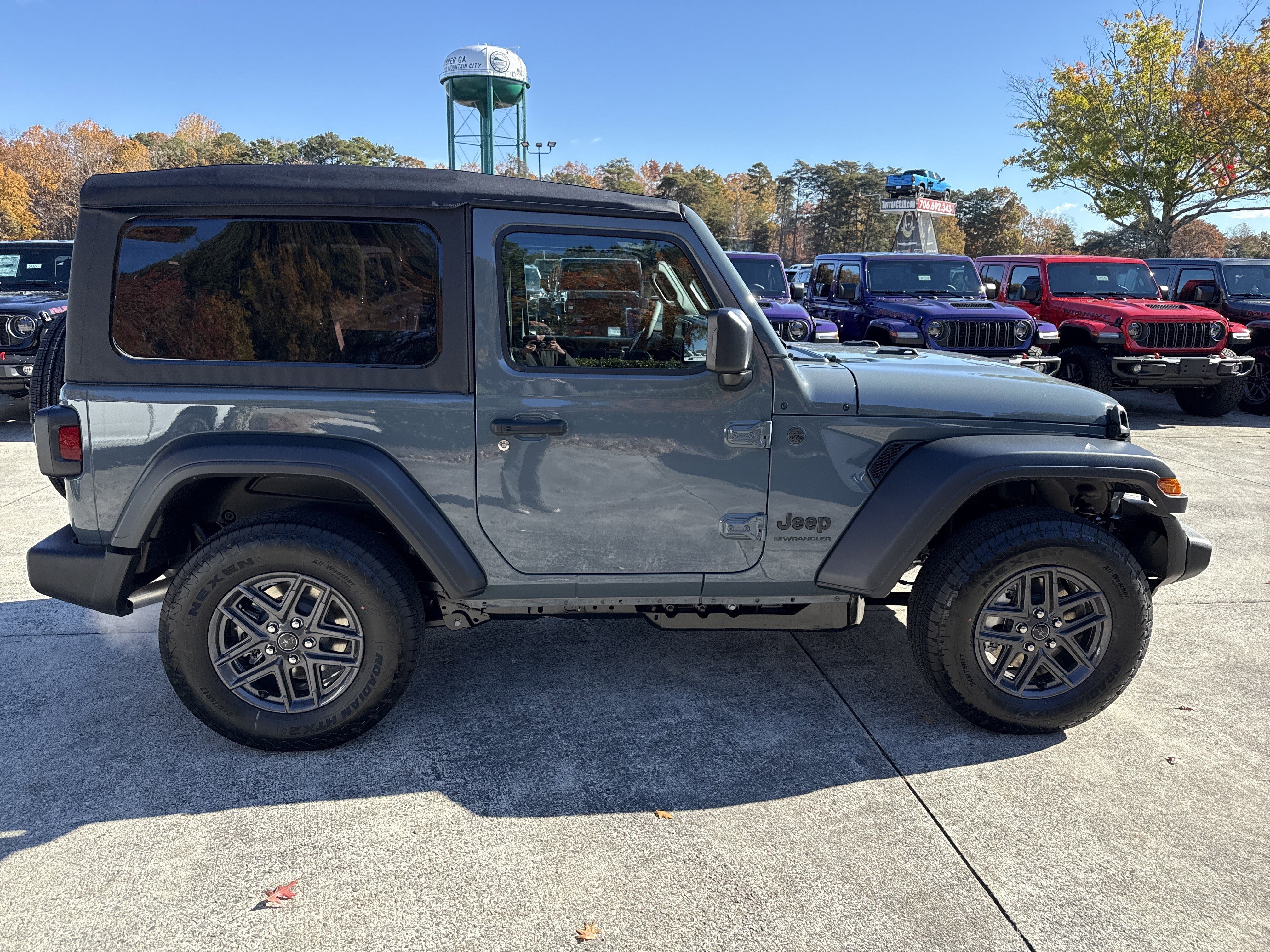 New 2026 Anvil Clearcoat Jeep Sport S image 8