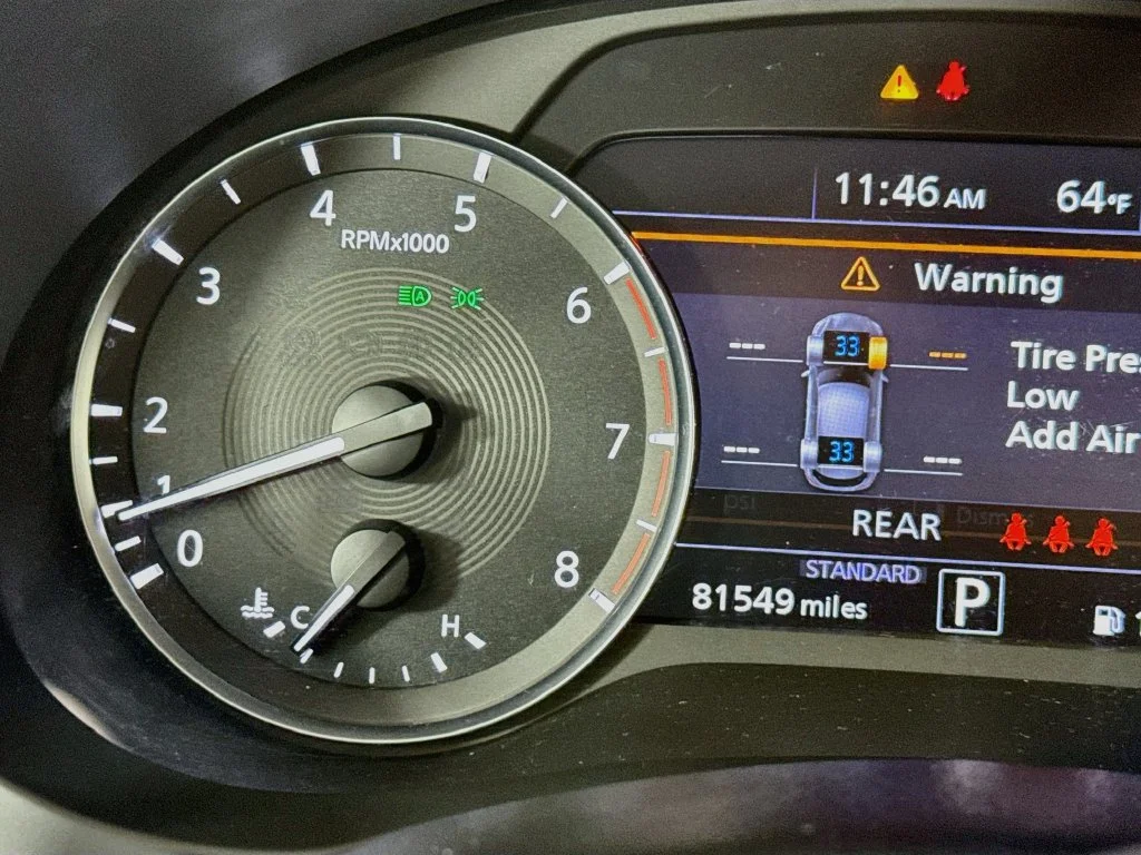 Certified Used 2020 Blue INFINITI LUXE image 16
