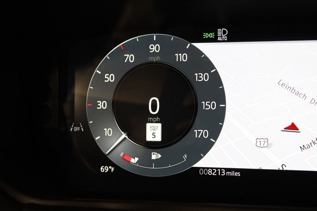 Used 2025 White Land Rover S image 22