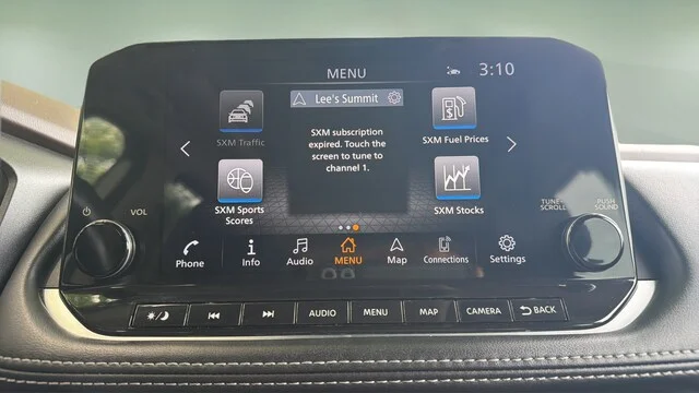 Used 2023 Pearl White Tricoat Nissan SL image 25