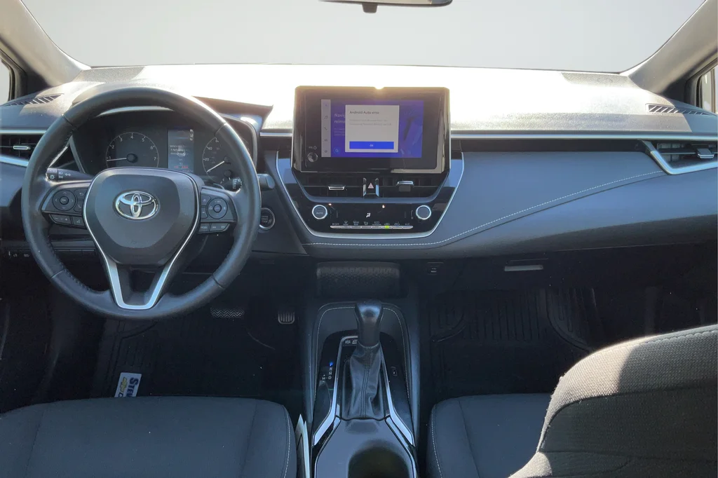 2023 Toyota Corolla Hatchback SE - Photo 12