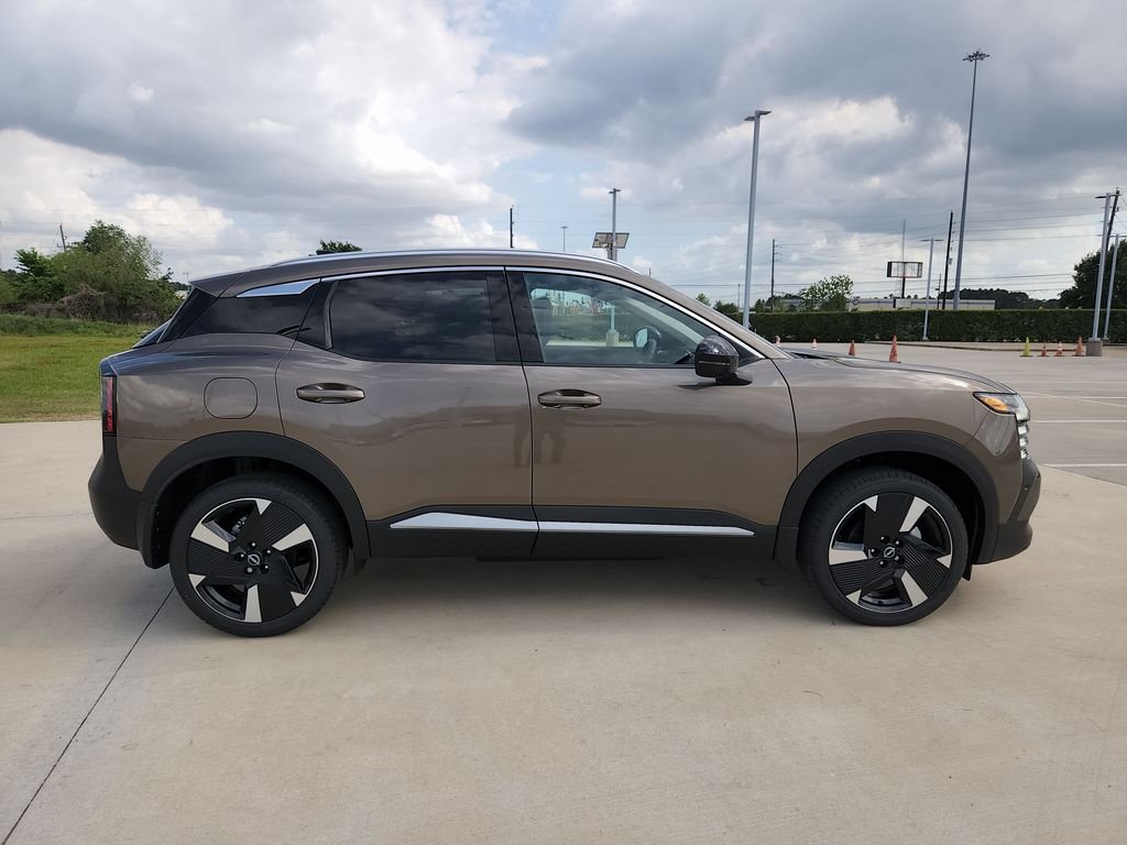 New 2026 Canyon Bronze Metallic Nissan SR image 4