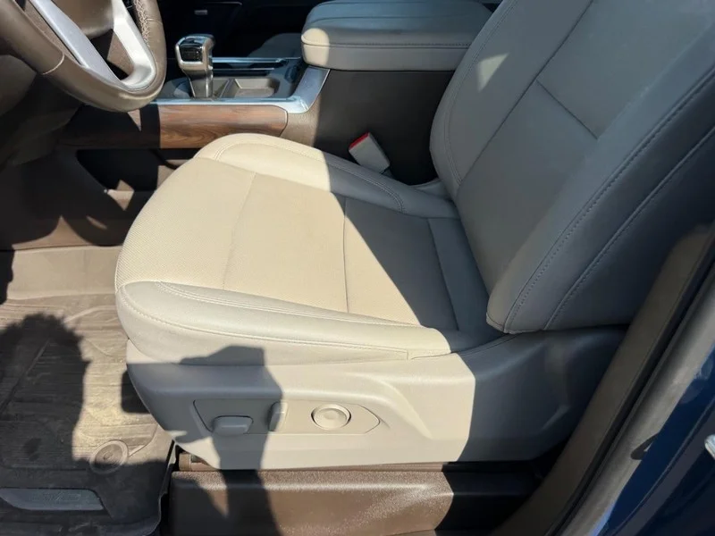 Certified Used 2024 Metallic GMC SLT image 20