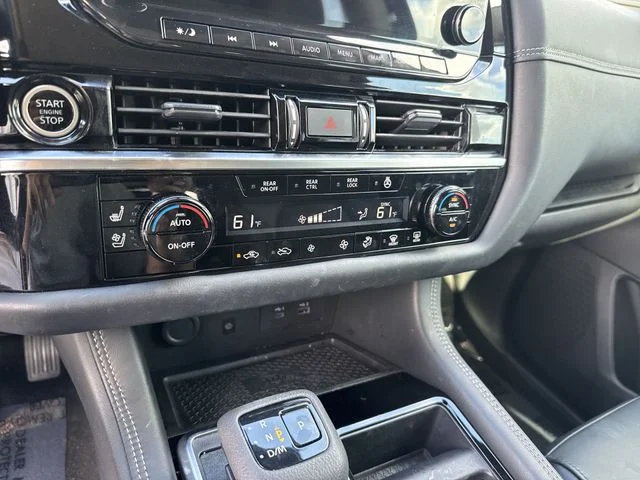 Used 2024 Black Nissan Platinum image 24