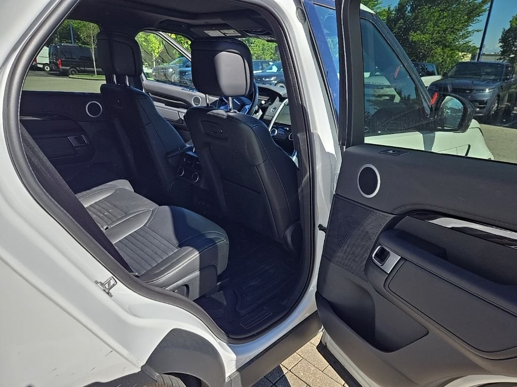 Certified Used 2025 Fuji White Land Rover S image 19