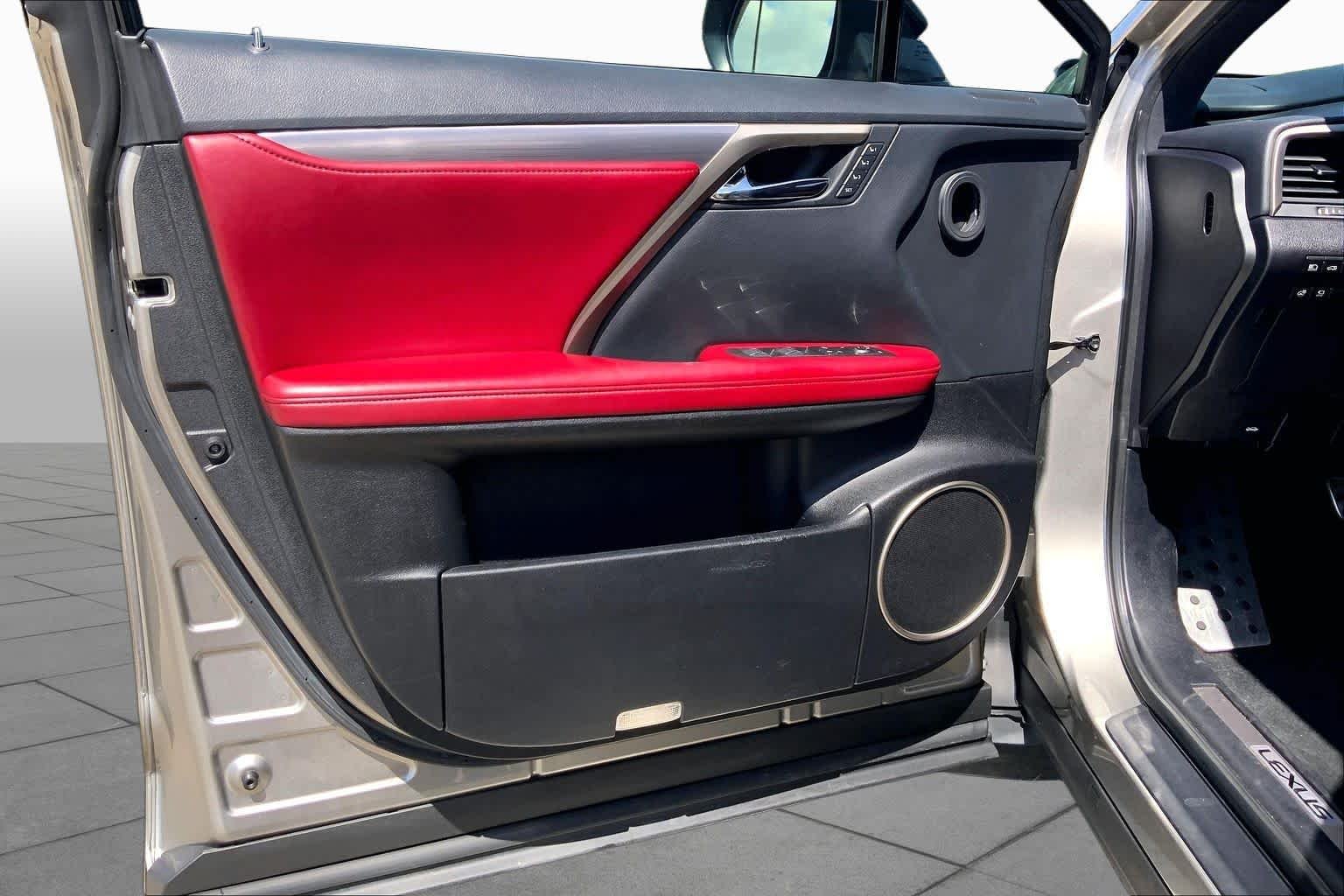 Used 2019 Atomic Silver Lexus F SPORT image 21