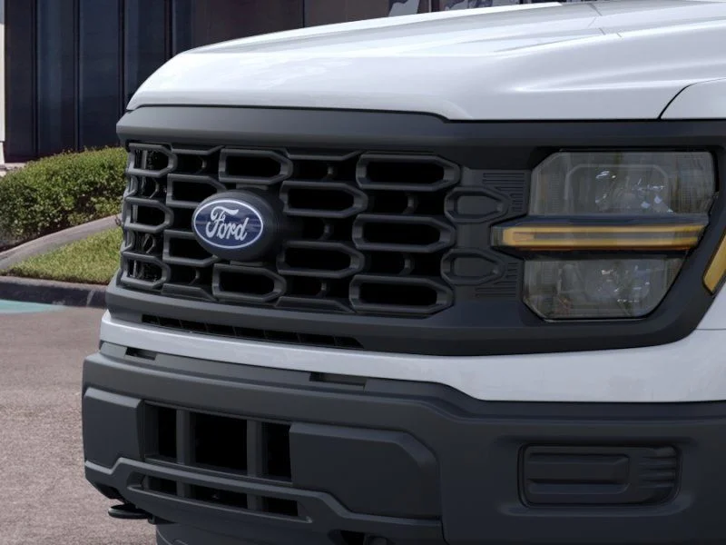 New 2026 Oxford White Ford XL image 18