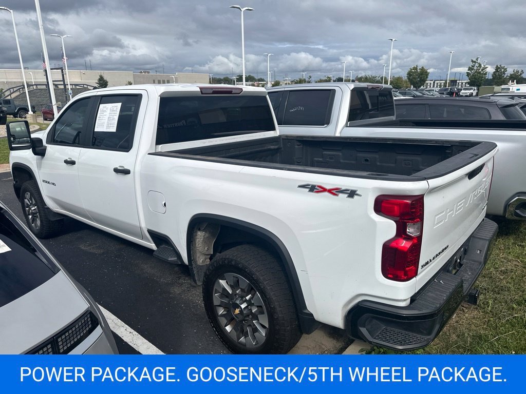 Used 2024 Chevrolet Silverado 2500HD Custom with VIN 2GC4YMEY1R1121055 for sale in Kansas City