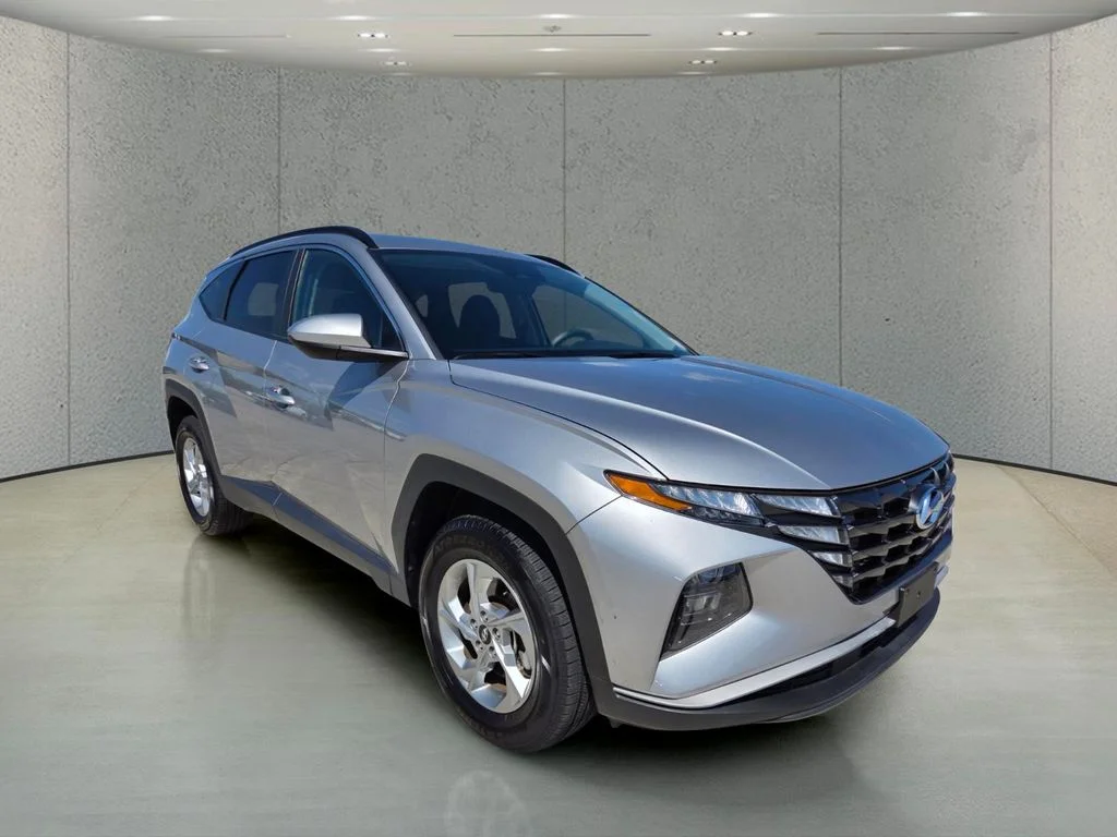 Certified Used 2024 Silver Hyundai SEL image 6