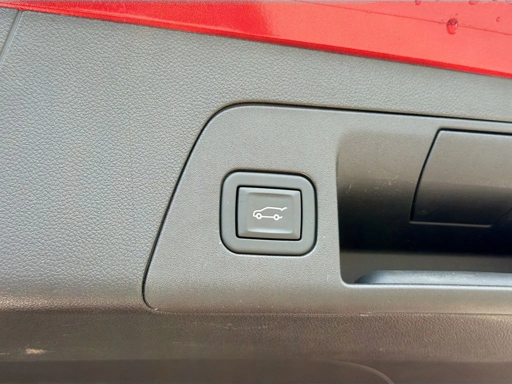 Used 2023 Cinnabar Metallic Buick Essence image 32