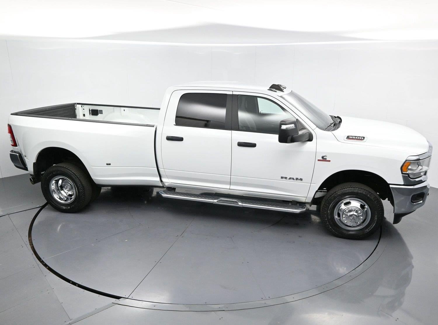 Used 2024 Bright White Clearcoat Ram Big Horn image 36