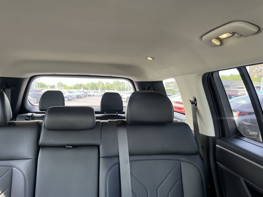 Used 2024 Black Hyundai SEL image 14