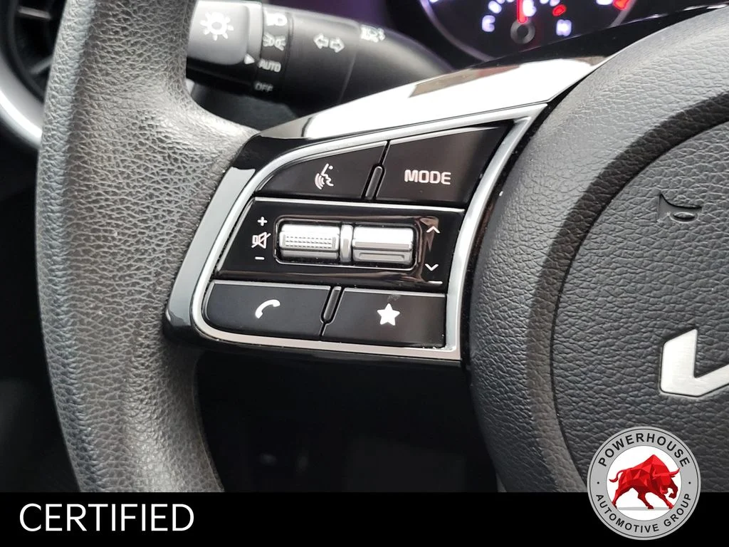 Used 2024 Red Kia LXS image 25