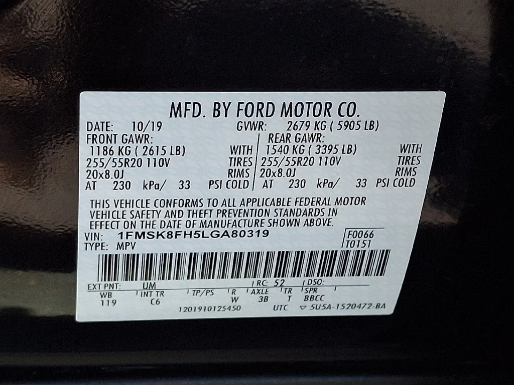 Used 2020 Black Ford Limited image 28