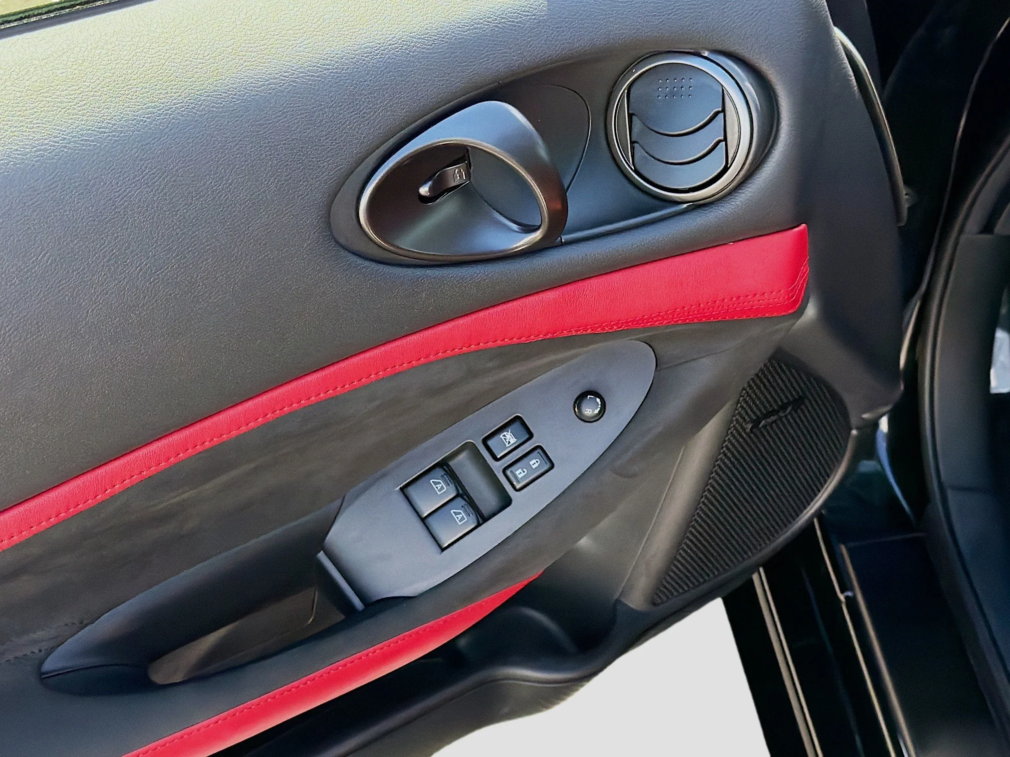 Used 2024 Black Diamond Pearl Nissan Performance image 20
