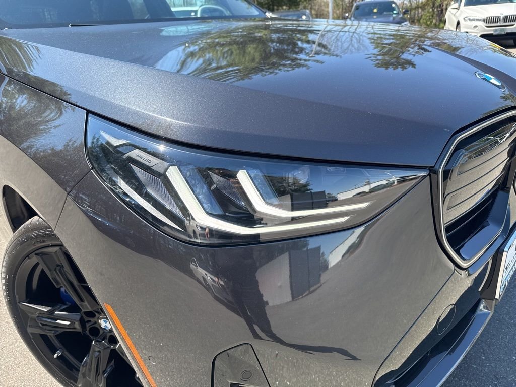 Used 2026 Dark Graphite Metallic BMW M50 xDrive image 31