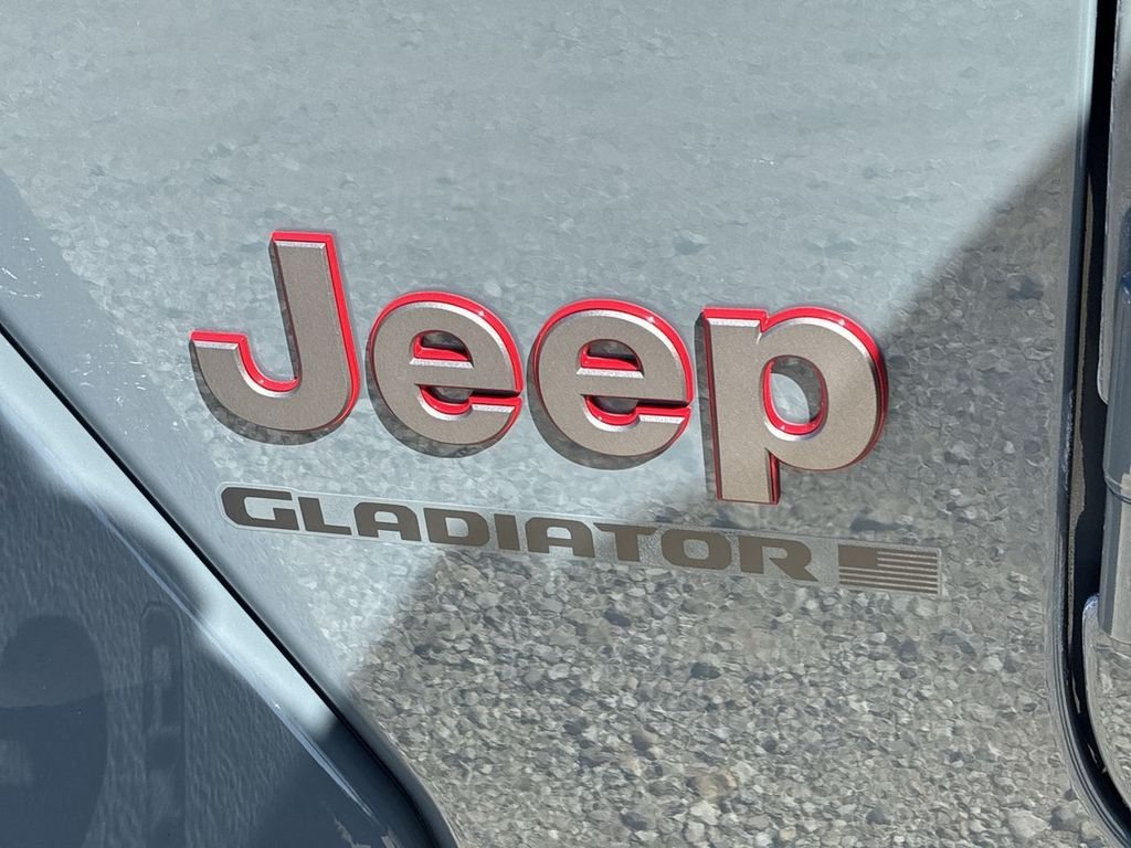 New 2026 Anvil Clear-Coat Exterior Paint Jeep Rubicon X image 46