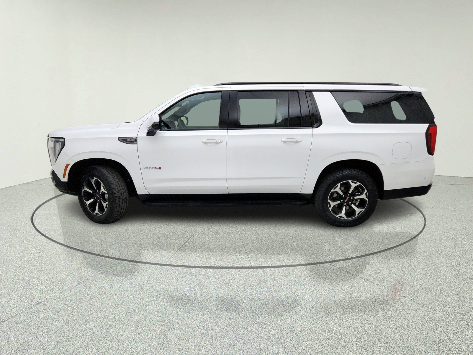 Used 2025 Summit White GMC AT4 image 14