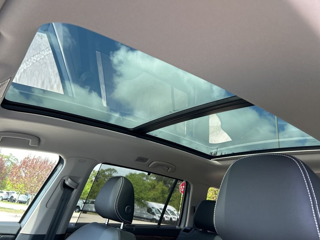 New 2026 Gray Volkswagen 2.0T SE w/Technology image 23