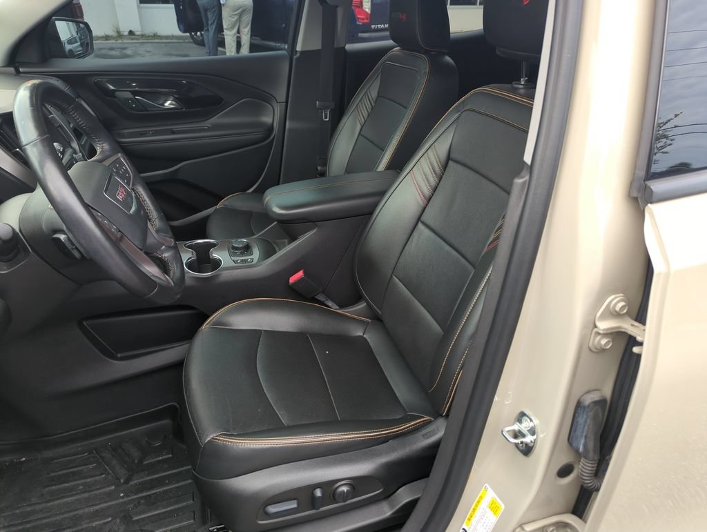 Used 2022 Desert Sand Metallic GMC AT4 image 11