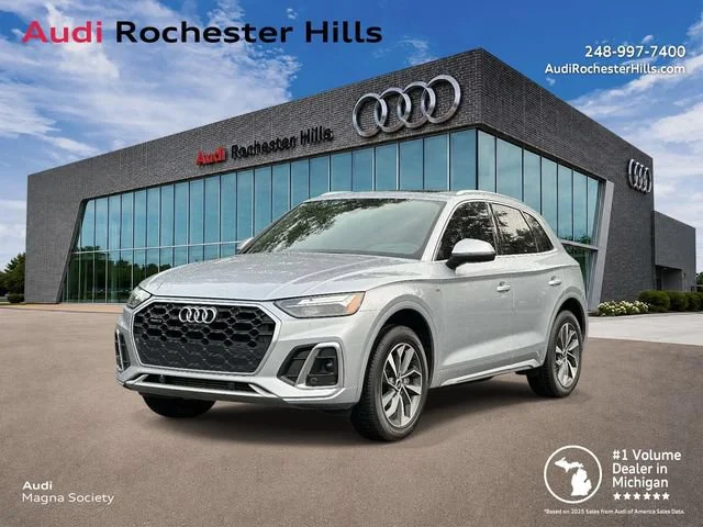 2022 Audi Q5 S line Premium Plus