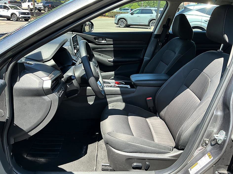 Used 2024 Gun Metallic Nissan 2.5 SV image 12