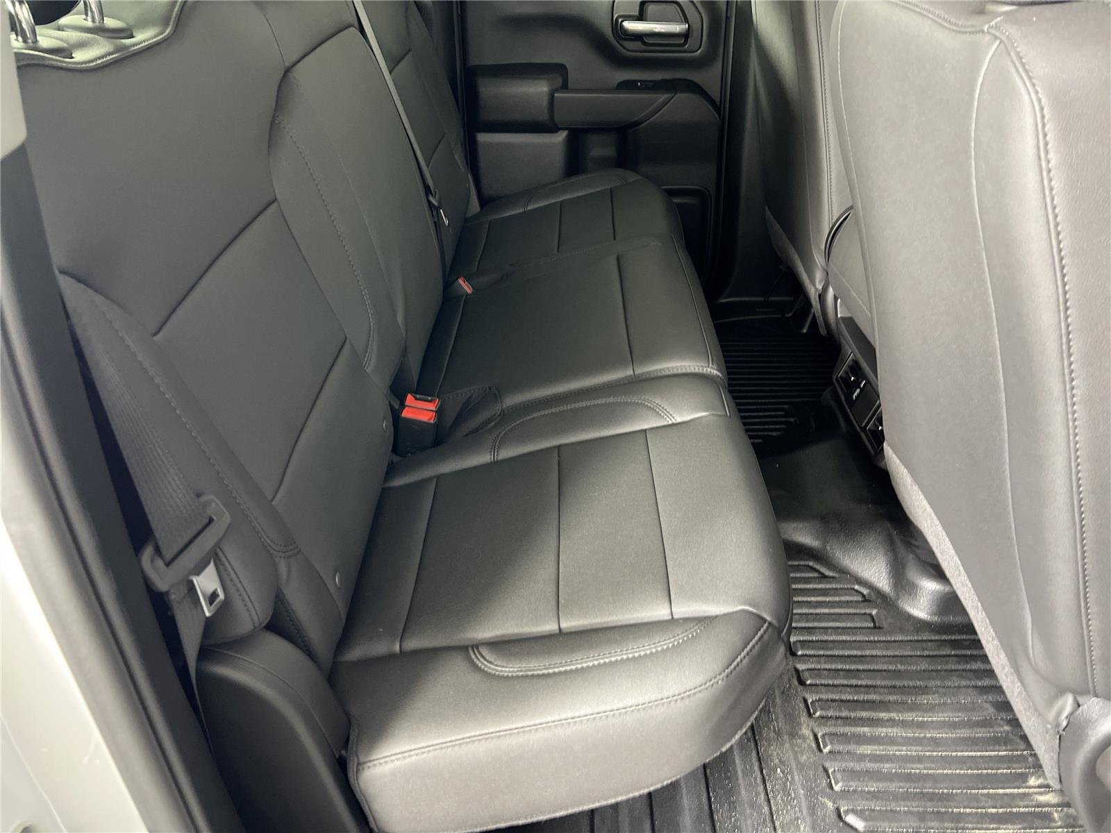 2026 GMC Sierra 2500HD Pro - Photo 13