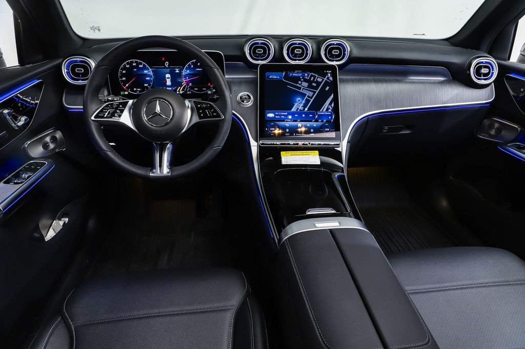New 2026 Black Mercedes-Benz GLC 300 image 6