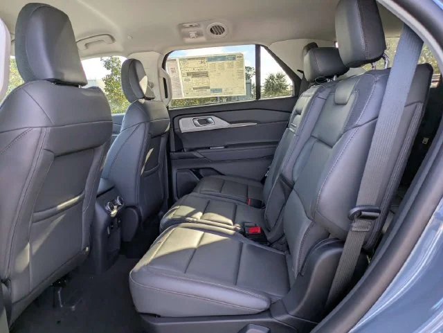 New 2026 Vapor Blue Metallic Ford Active image 14