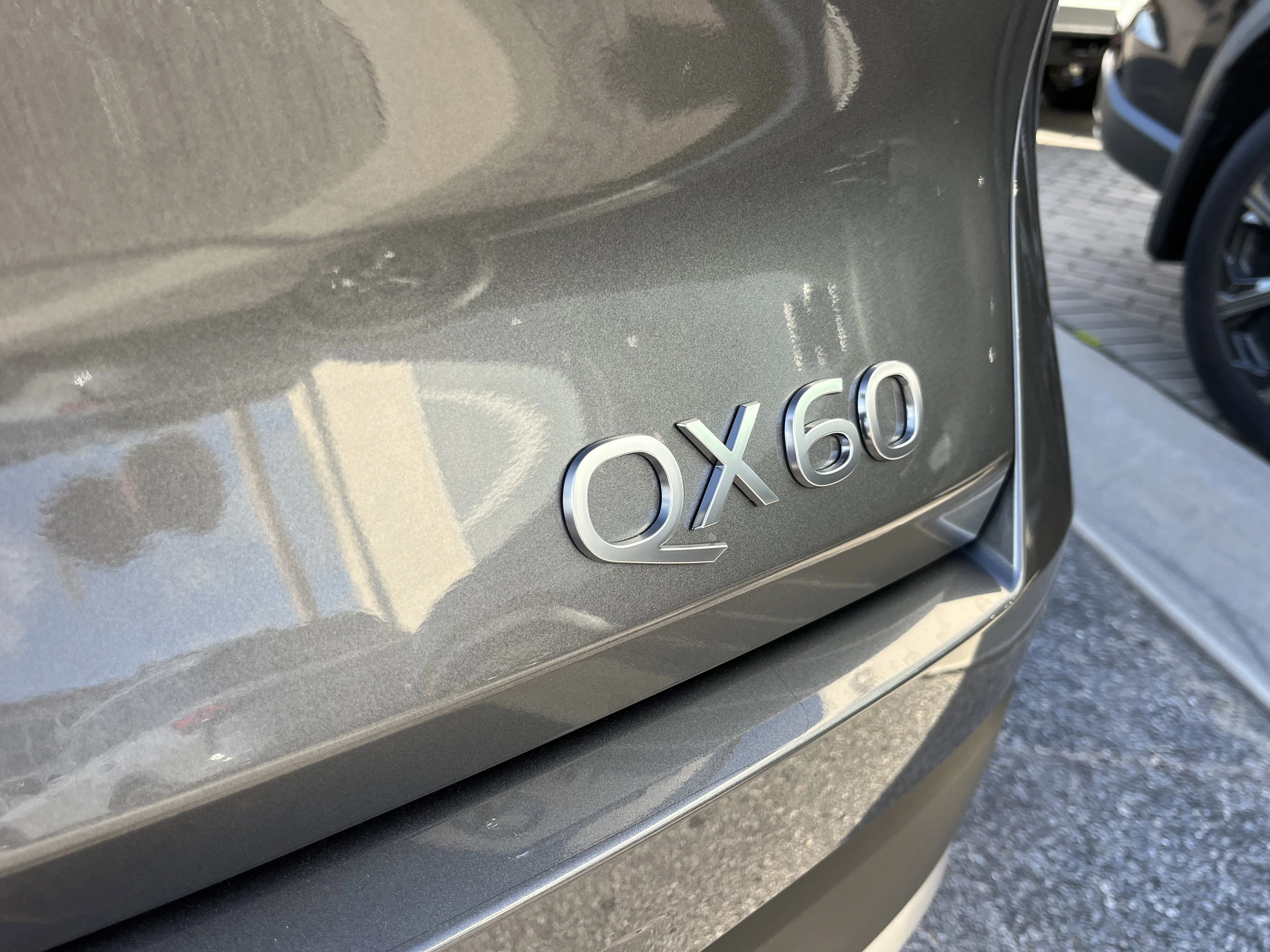 New 2027 Graphite Shadow INFINITI LUXE image 5