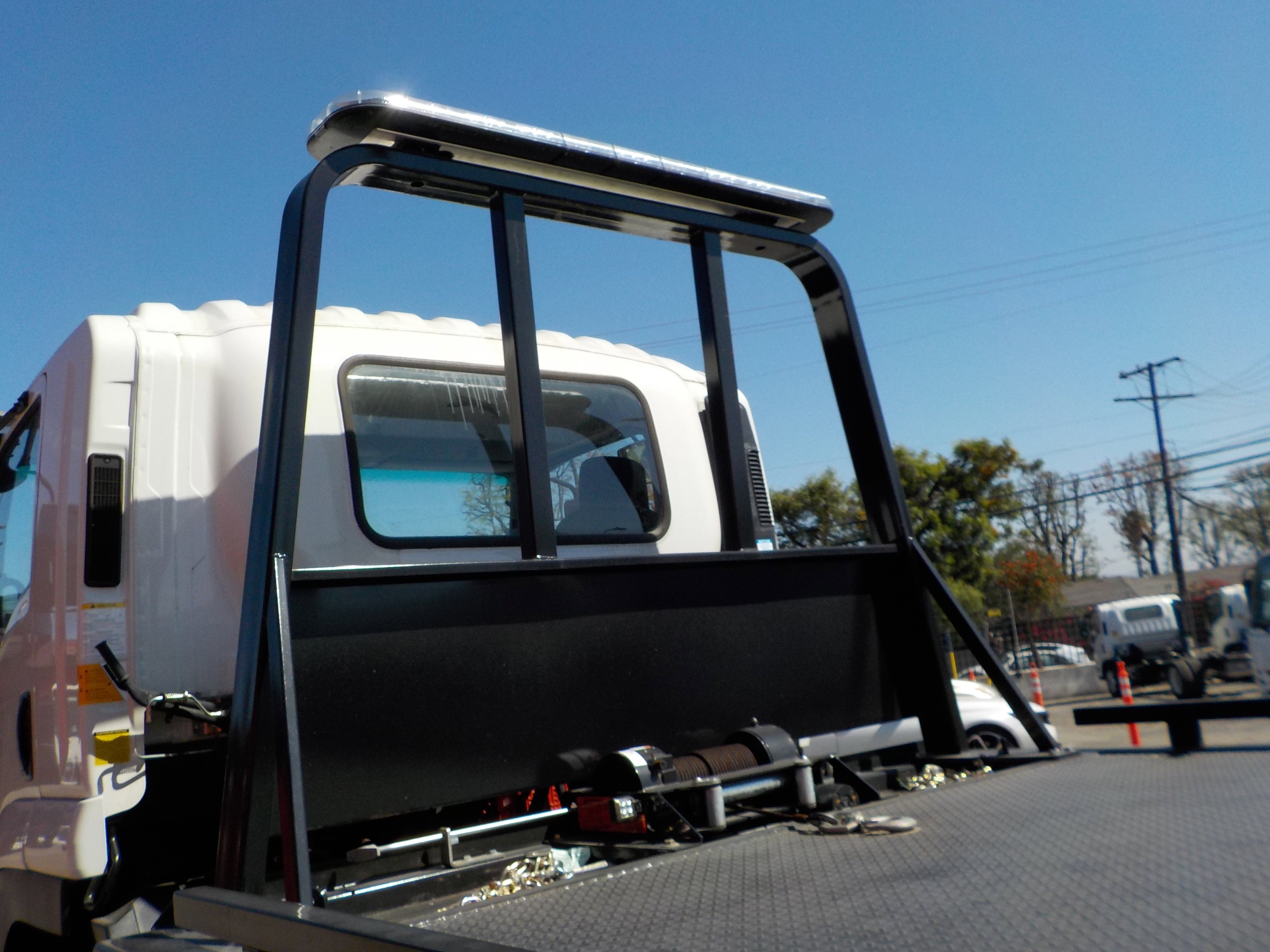 Used 2024 White ISUZU  image 20