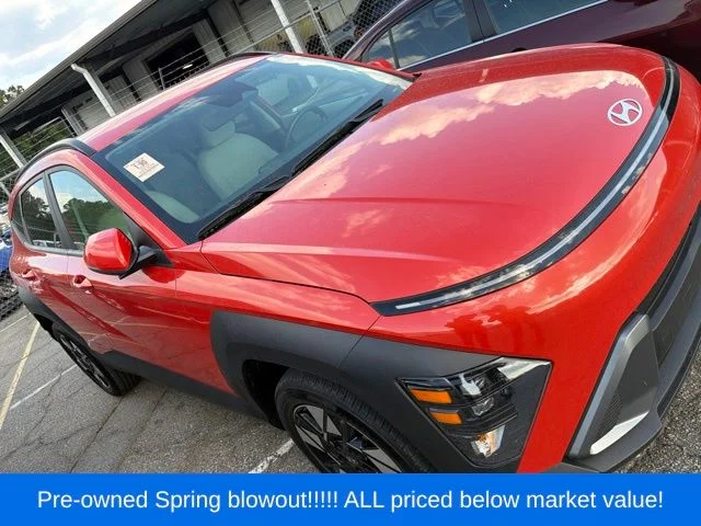 Used 2024 Orange Hyundai SEL image 9