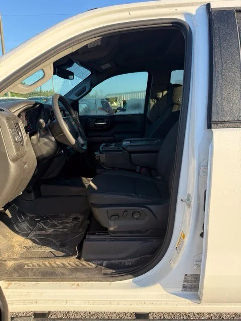 Used 2026 White Chevrolet Custom image 3