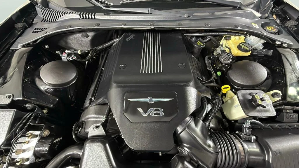Used 2003  Ford Deluxe image 39