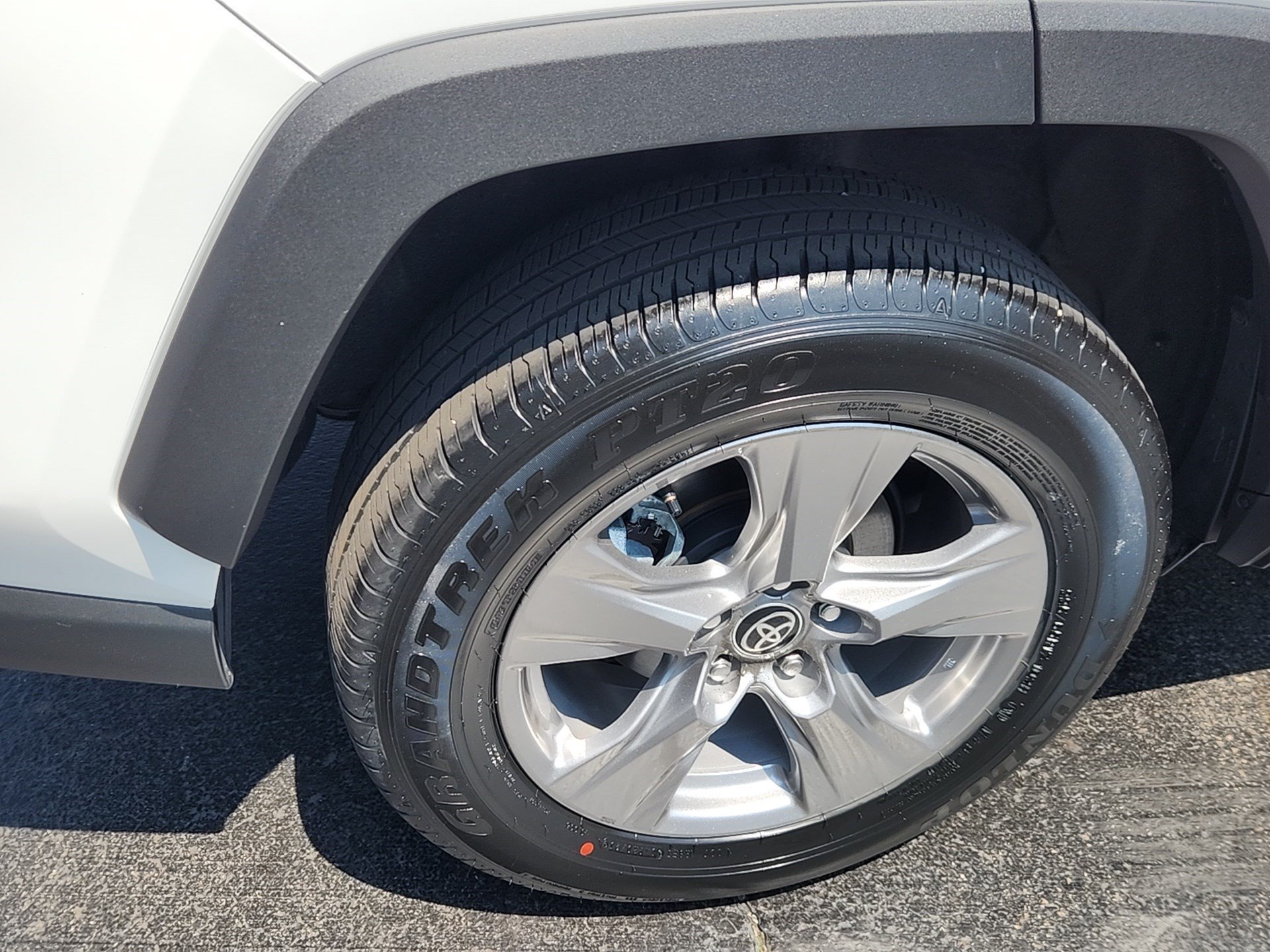 Certified Used 2025 White Toyota XLE image 28