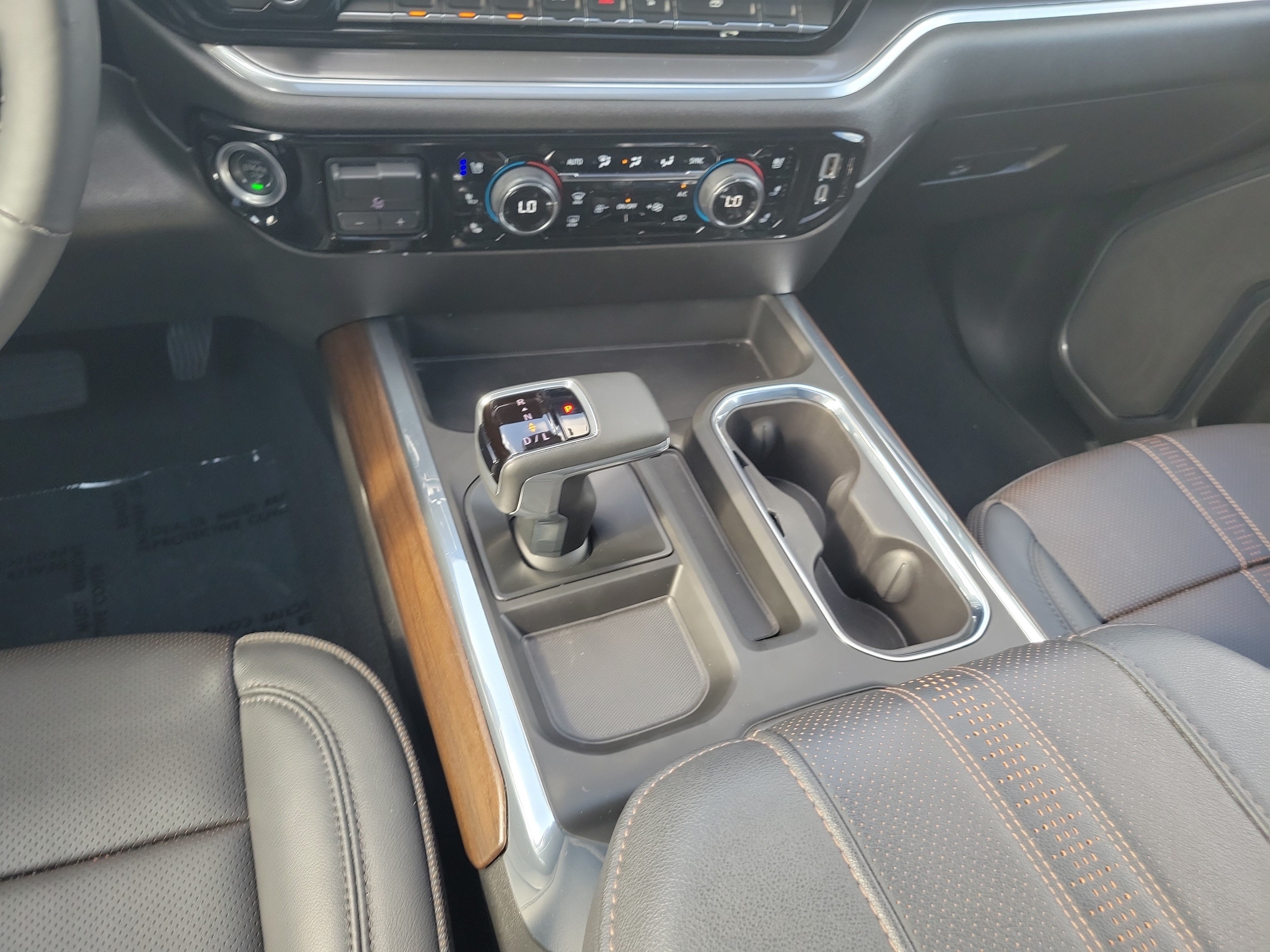 Used 2025 Black Chevrolet High Country image 18