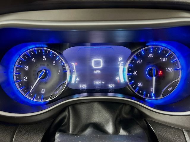 2024 Chrysler Pacifica Touring L - Photo 14