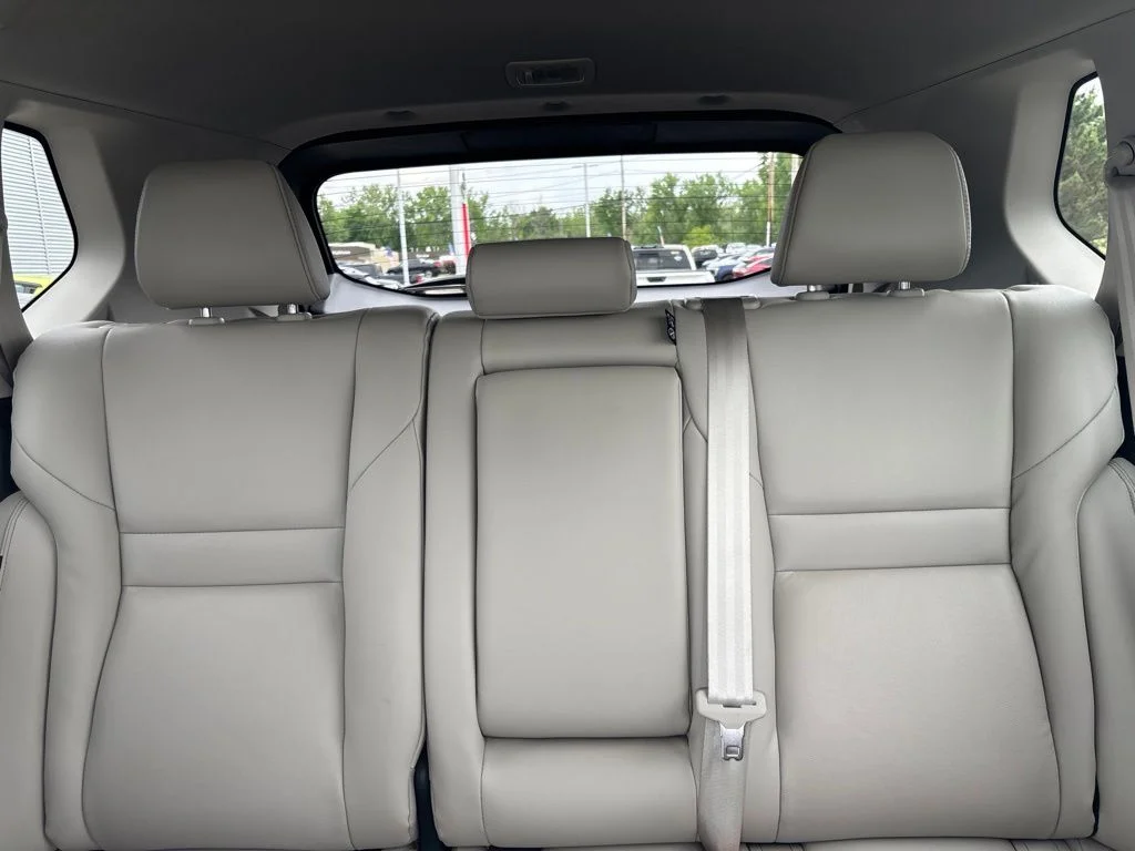 Certified Used 2023 White Nissan SL image 32