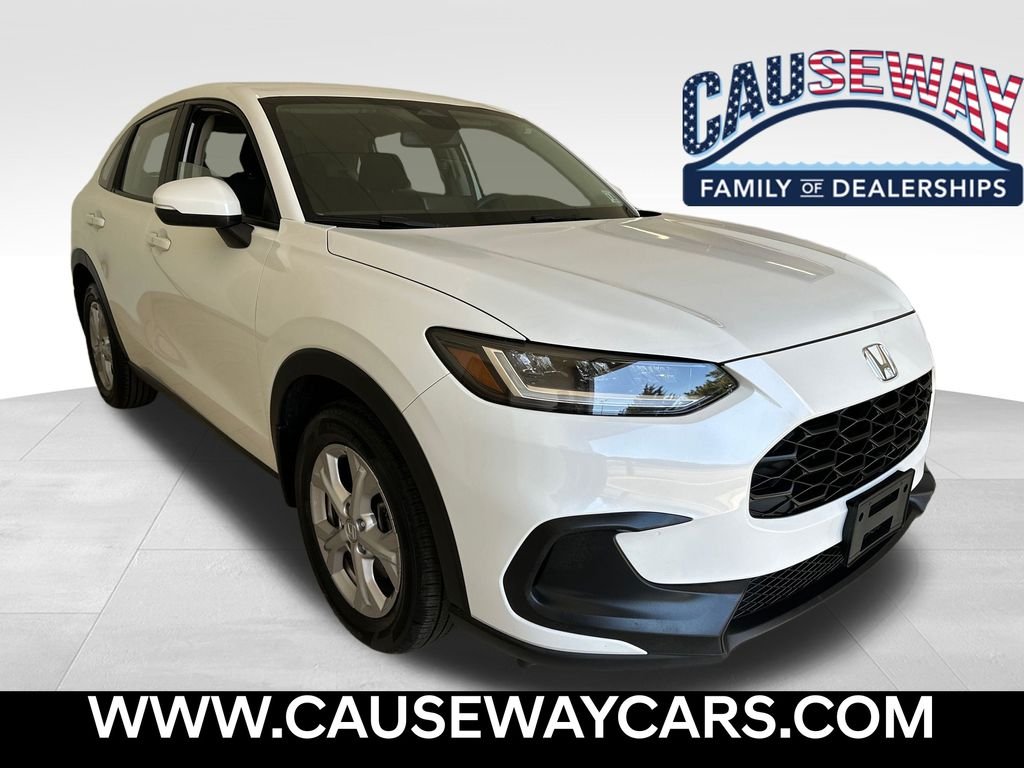 Used 2024 Platinum White Pearl Honda LX image 1