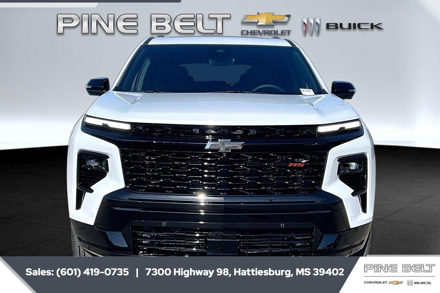 New 2026 Polar White Tricoat Chevrolet RS image 3