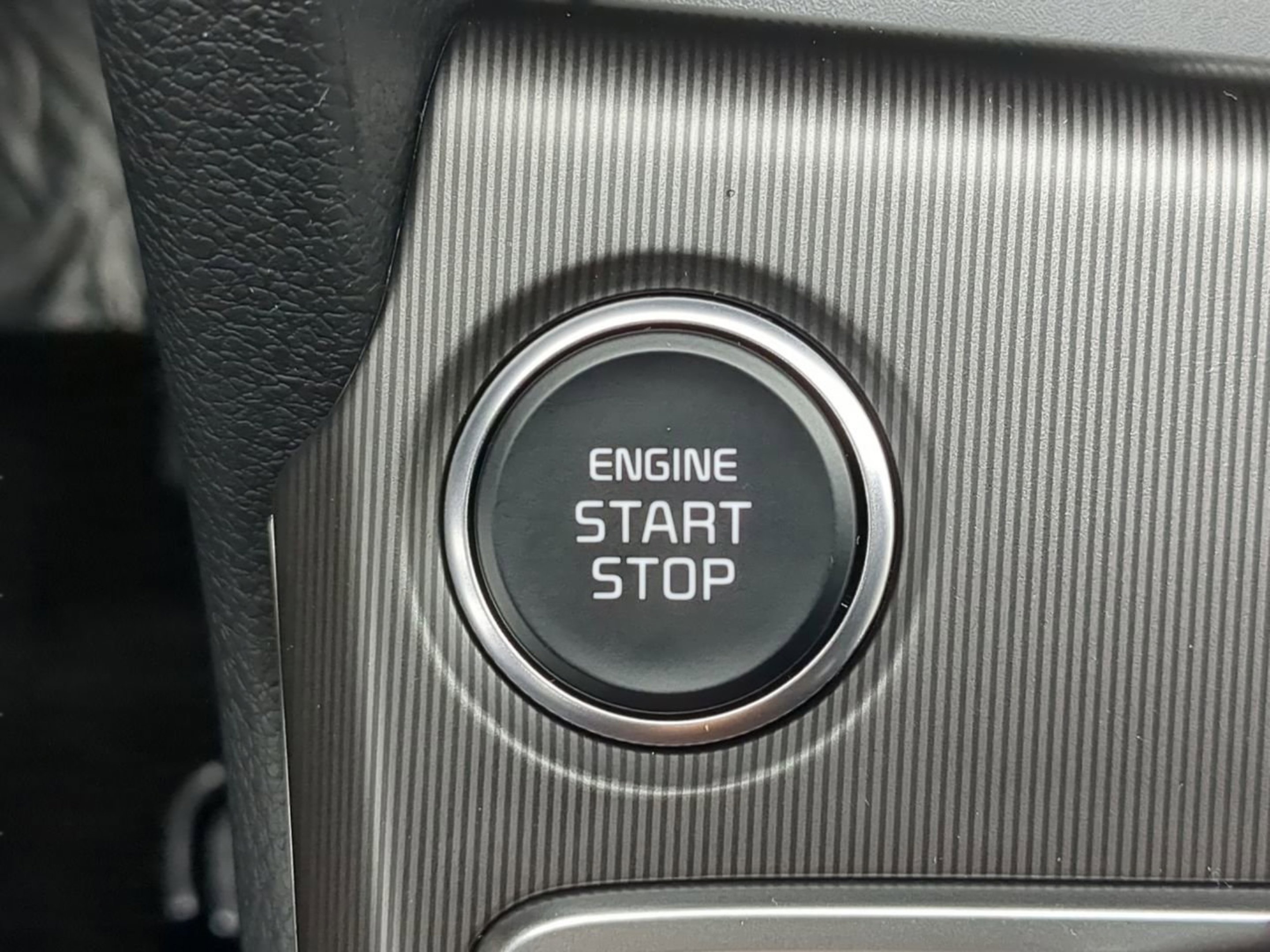 New 2026 Glacial White Pearl Kia EX image 36