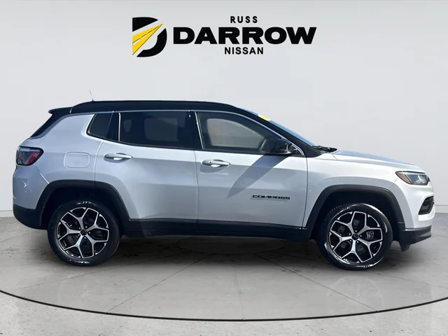 Used 2025 Silver Jeep Limited image 7