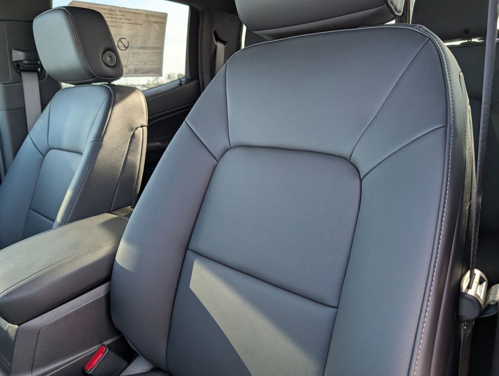 2026 Chevrolet Colorado LT - Photo 17
